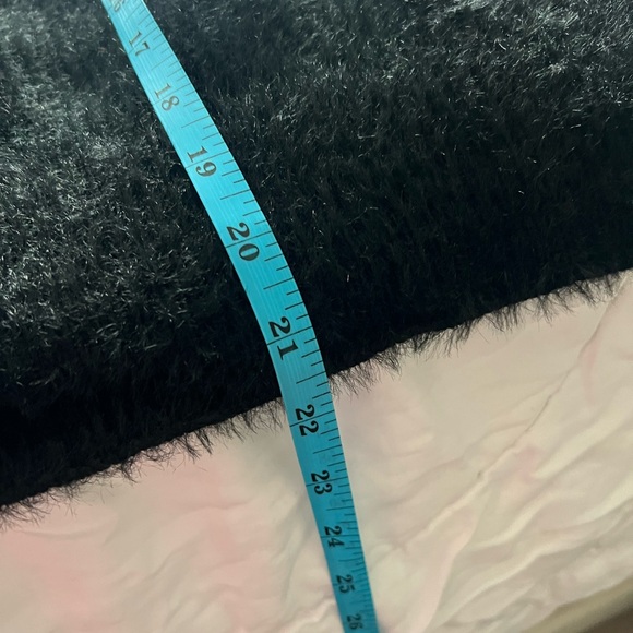 Cropped Eyelash Cardigan Sweater - Picture 12 of 12